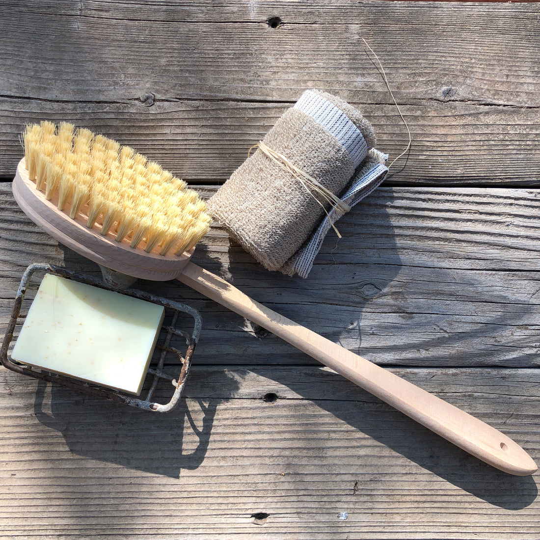Invigorating Beauty Routine - Dry Brushing